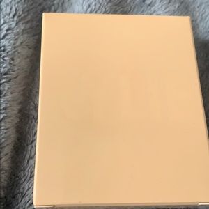 Kylie Cosmetics French Vanilla Highlighter